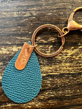 Load image into Gallery viewer, Copper and Leather Orchid Key Chain